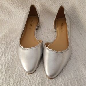 Talbots flats size 8 silver